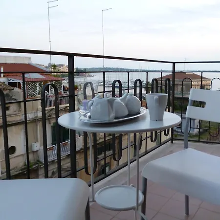 Le Grand Bleu Siracusa - One Hundred Steps From Ortigia -sea View - Syrakusa